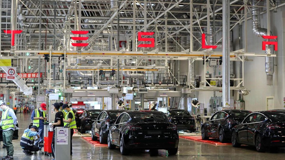 Tesla\'nın Shanghai\'daki Fabrikası Tam Kapasite Üretime Yeniden Başladı