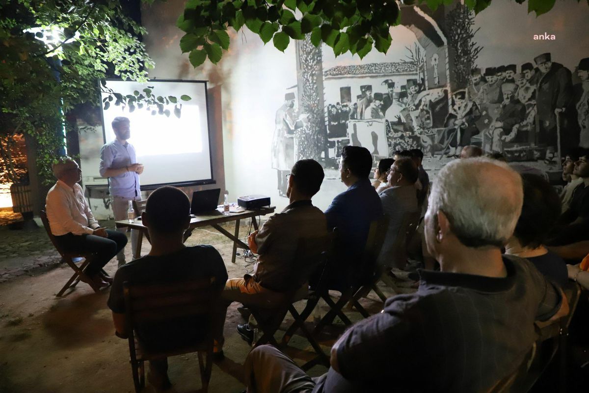 Turgutlu\'da Müze Sohbetleri Yoğun İlgiyle Başladı