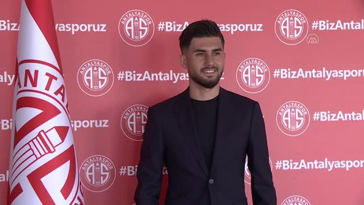 Antalyaspor\'un yeni transferi Soner Aydoğdu, Nuri Şahin ile anısını paylaştı