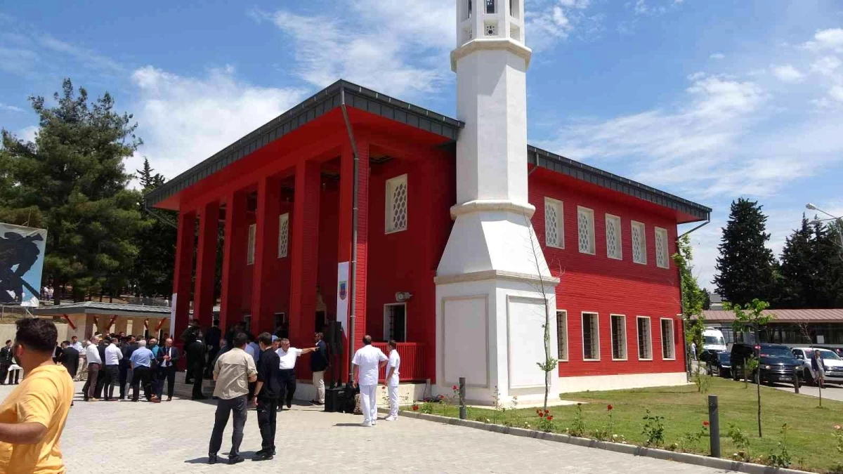 Bakan Soylu, Çanakkale\'de cami açılışına katıldı