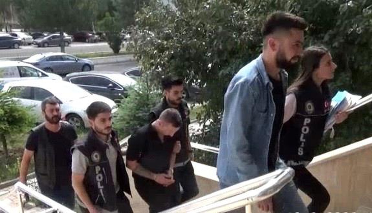 Bozüyük\'te narkotik polisi uyuşturucu tacirlerine göz açtırmıyor