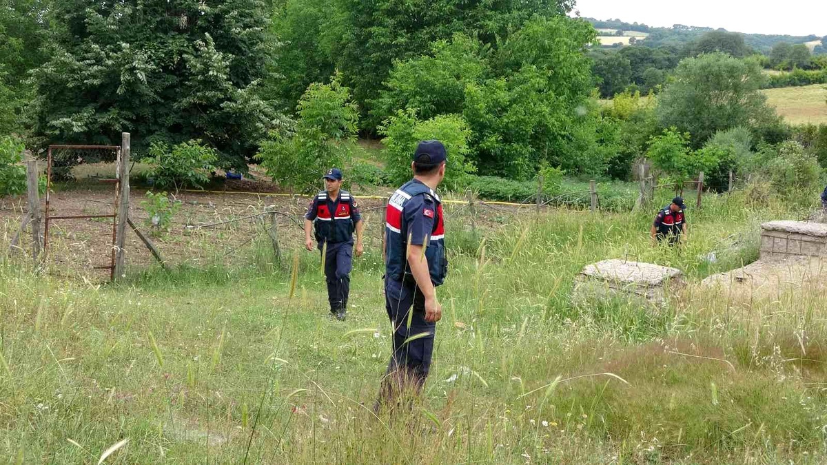 Çanakkale\'de kayıp diye aranan kadın, köy evinde bulundu