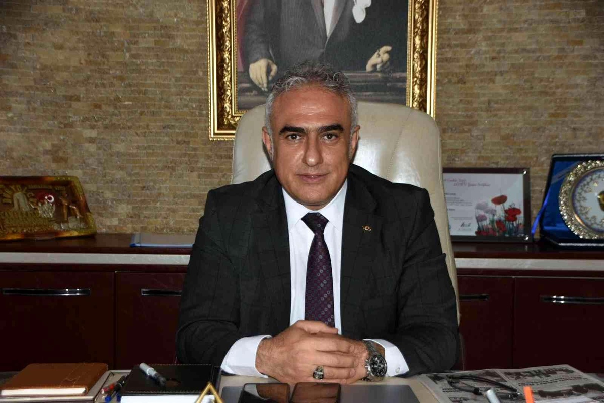 Çetiner: "Sinop\'un daha huzurlu ve daha güvenli bir şehir olması için çalışacağız"