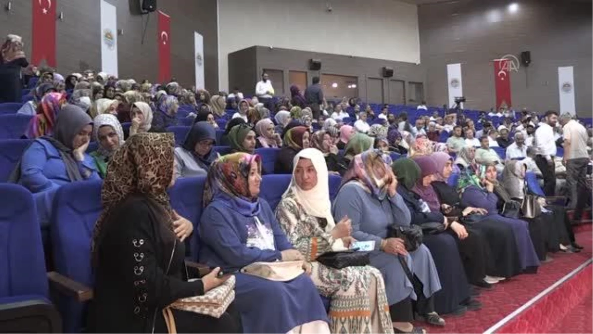 Diyanet İşleri Başkan Yardımcısı Argun, Mersin\'de konuştu