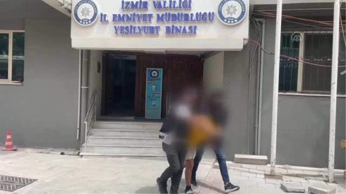 İzmir\'deki silahlı saldırının failleri ambulansla kaçarken Kocaeli\'de yakalandı