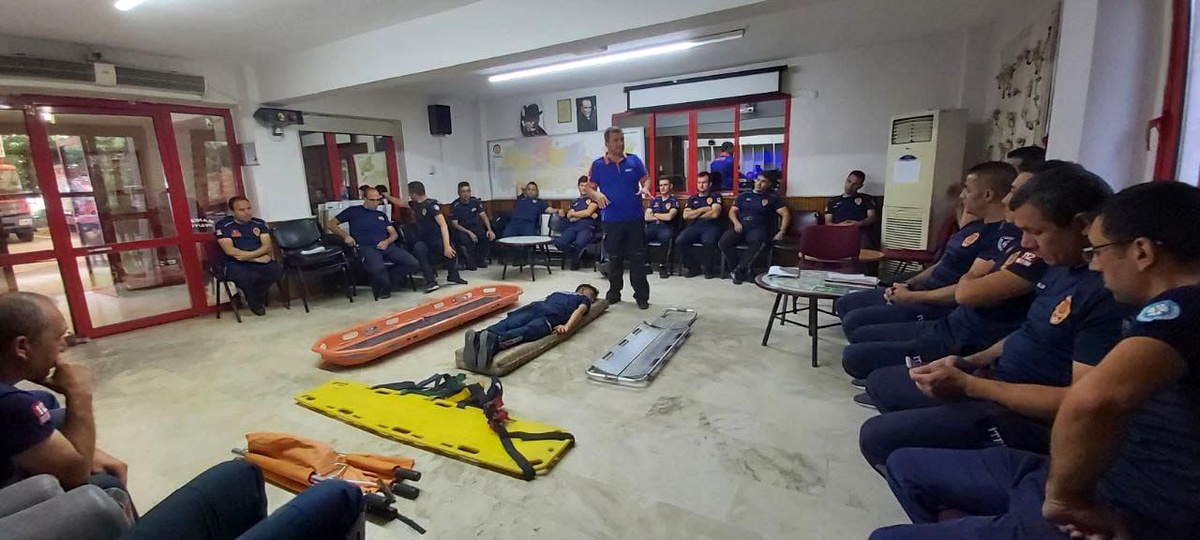 Manisa\'dan dünya standartlarına uygun arama kurtarma ekibi