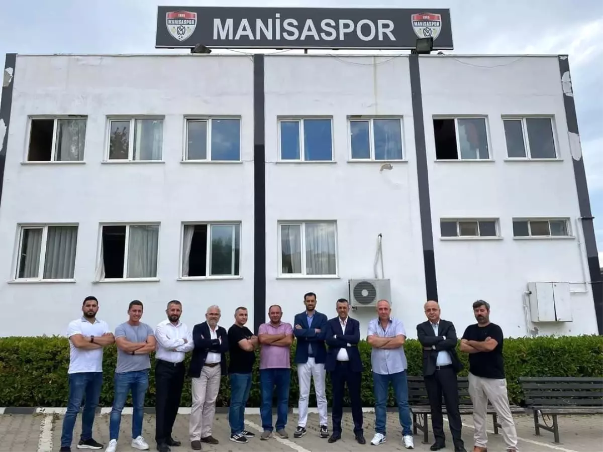 Manisaspor\'da Ümit Atlı yeniden başkan seçildi