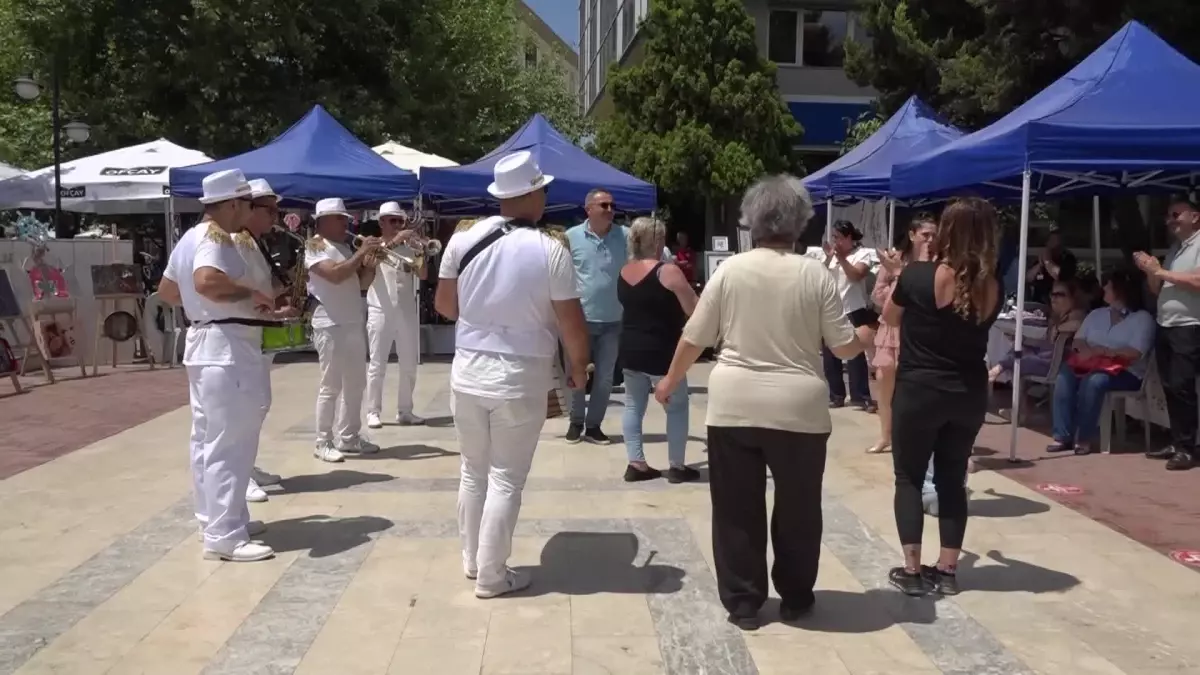 Menderes Belediyesi\'nden Çevre Dostu Farkındalık Çalışması