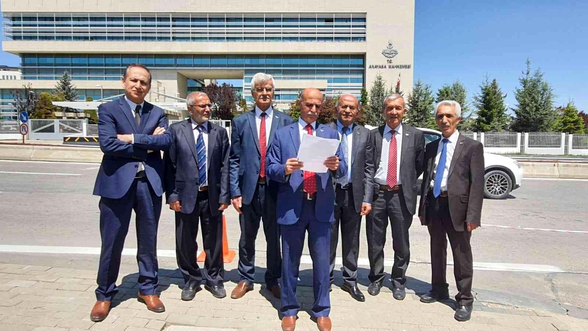 Millet Partisi, AYM\'ye "Millet" sözcüğü için yapılan başvurunun reddedilmediğini açıkladı