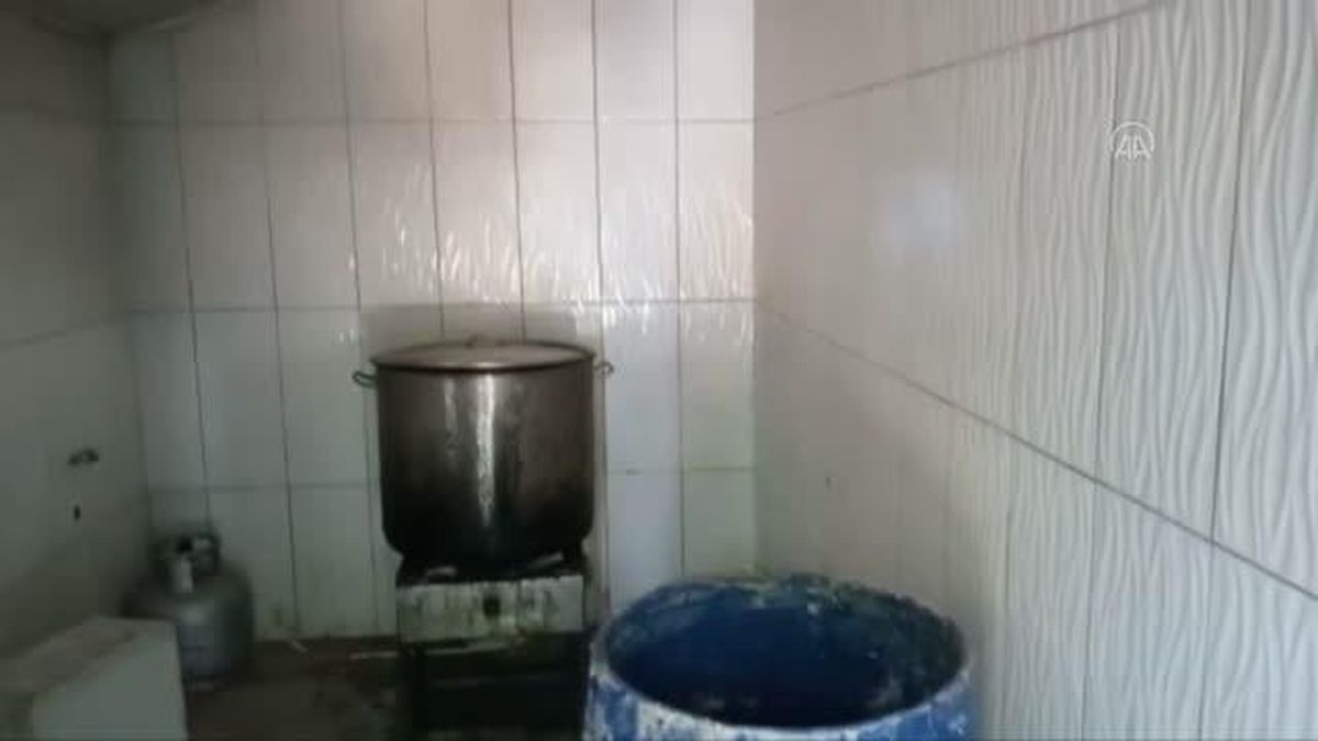 Sağlıksız koşullarda depolanan 3,5 ton sakatat imha edildi