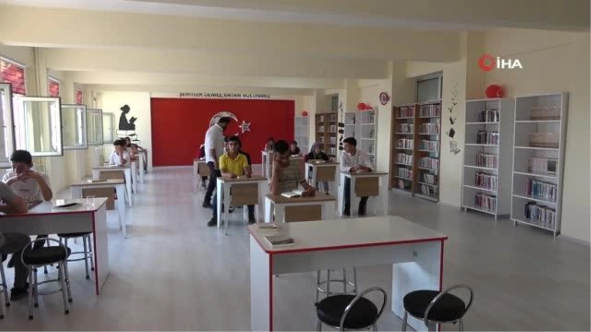 Şırnak\'ta 19 şehit adına "Şehitler Kütüphanesi" açıldı