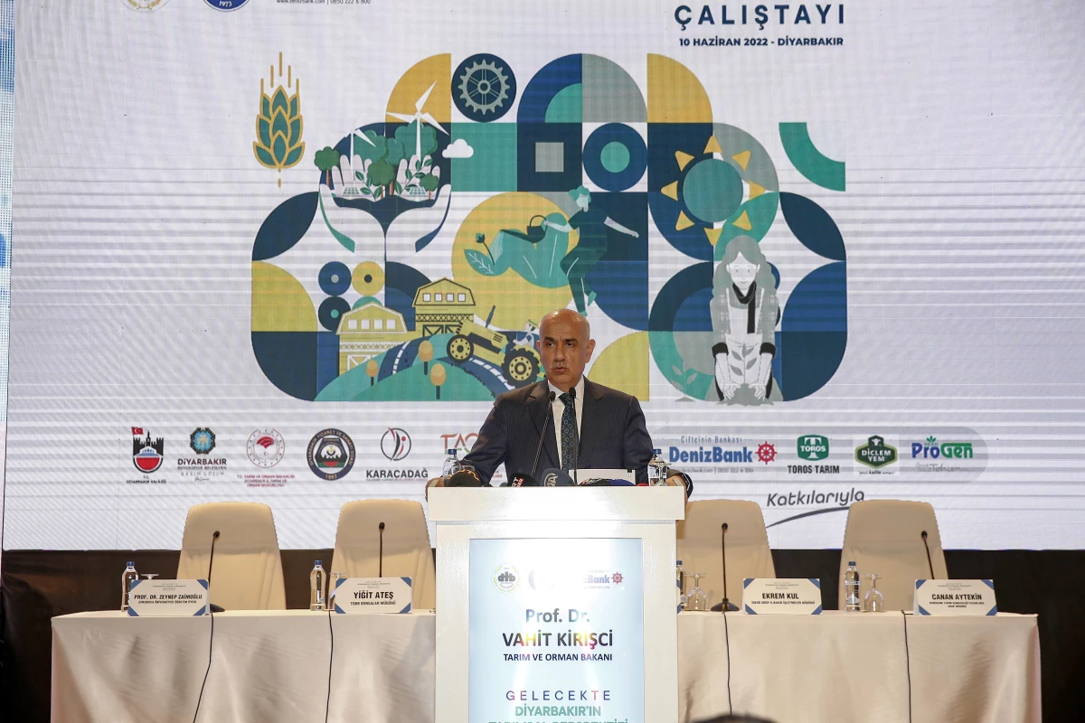 Tarım ve Orman Bakanı Vahit Kirişci\'den, Diyarbakır\'da yaş koza üreticilerine müjde Açıklaması