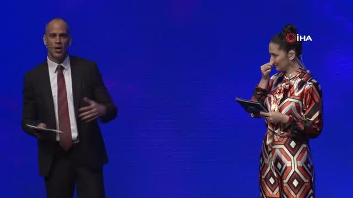 TRT Uluslararası Metaverse ve Yayıncılık Forumu'na İletişim Başkanı Fahrettin Altun'un katıldı