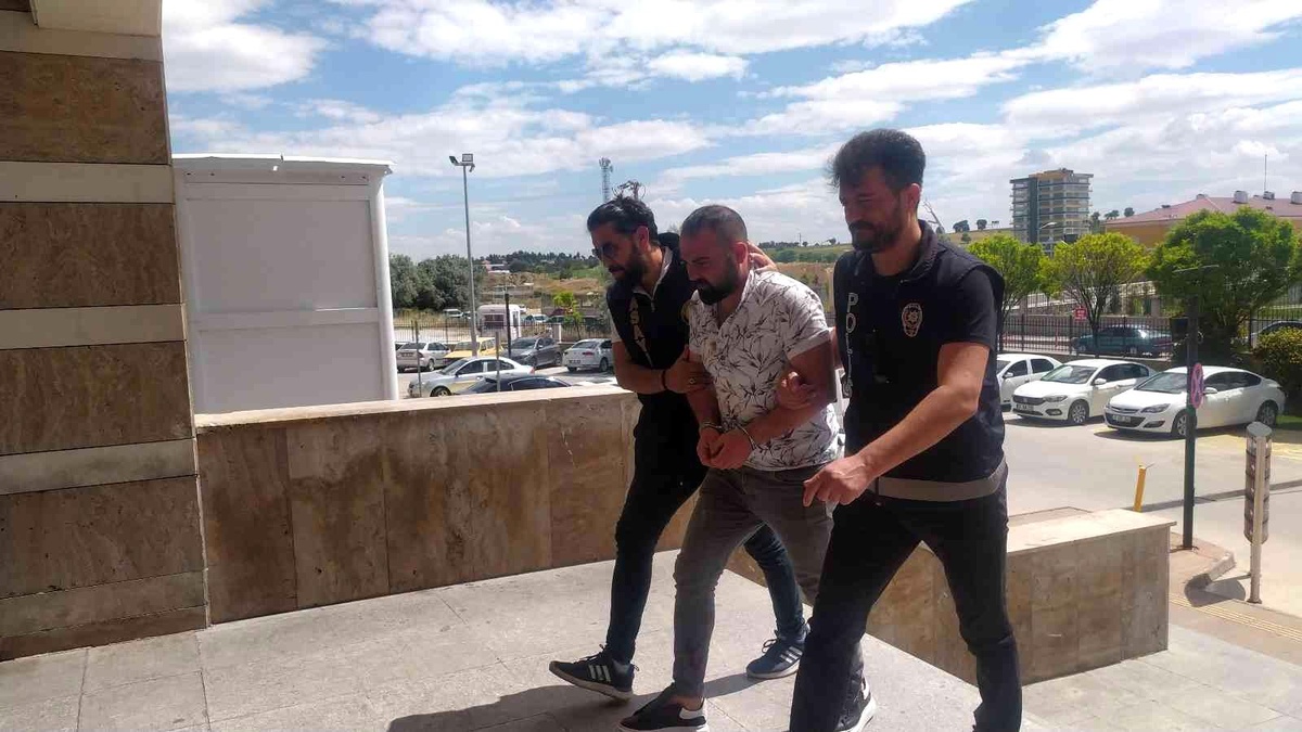Uşak\'ta 5 üniversite öğrencisine çarpan sürücü tutuklandı