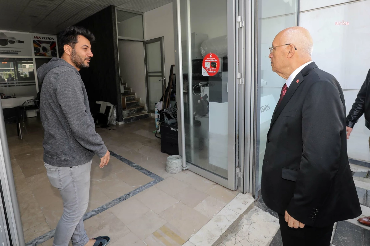 Yenimahalle Belediye Başkanı Yaşar, Sel Mağdurlarını Ziyaret Etti
