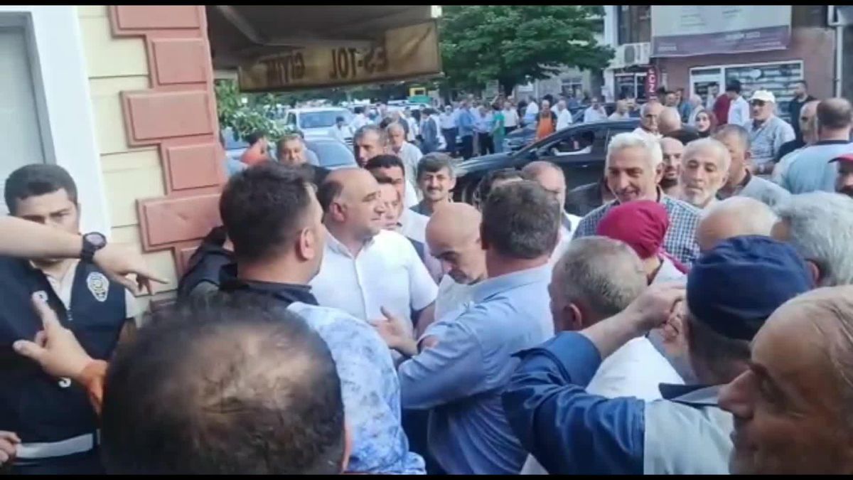 AKP Genel Başkanvekili Yıldırım: 'Yusufeli'nde Doğmuş Büyümüş, Hayalleri Bu İlçede Geçmiş İnsanların İhtiyaçları ve Beklentileri Karşılanacaktır'