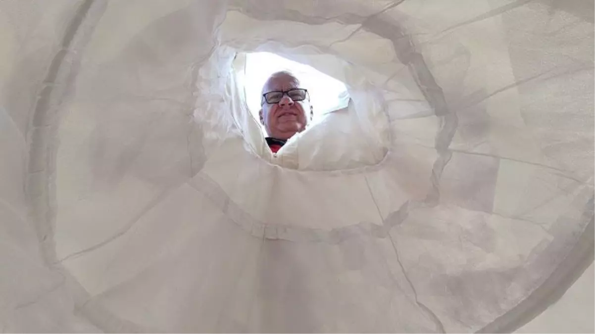 Bursalı esnaftan alkışlanacak hareket! Her biri binlerce değerindeki sıfır gelinlikleri bedava veriyor