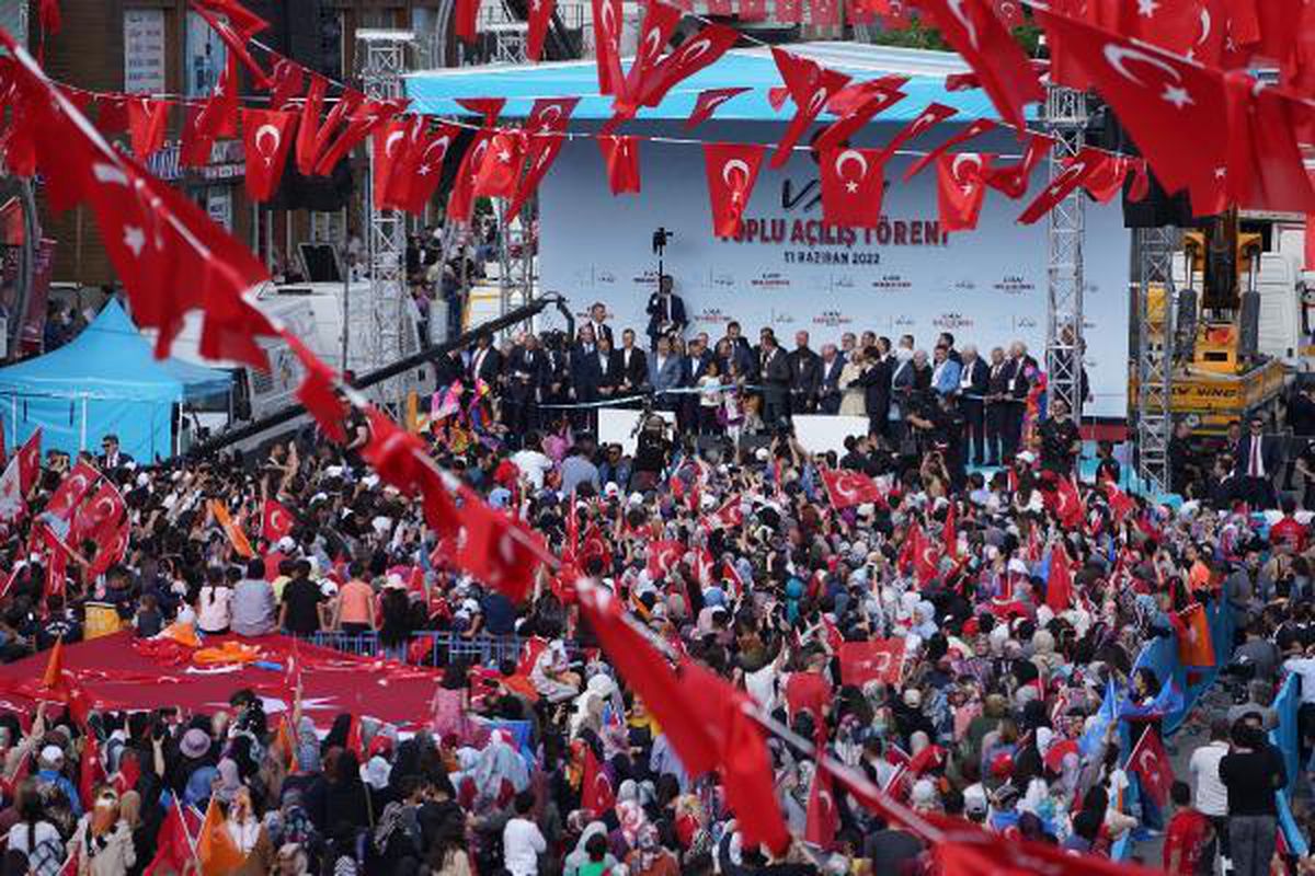 Erdoğan: Diyarbakır annelerinin evlatlarını Kandil'e kaçıranlara bu işin hesabını soruyoruz