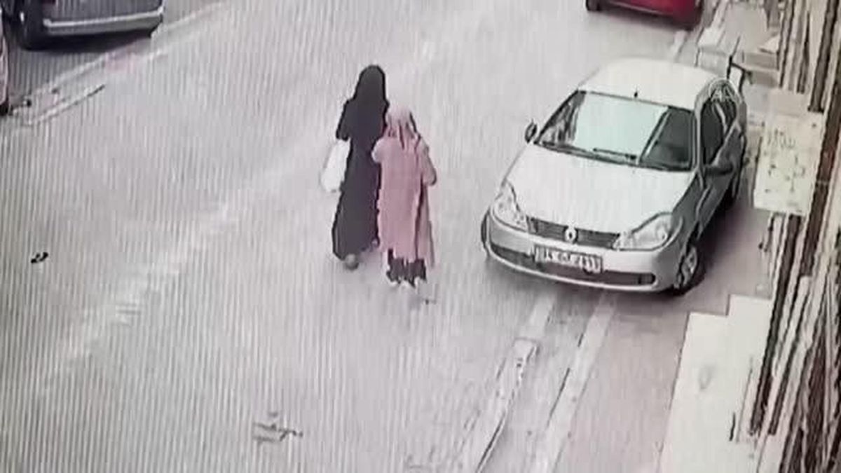 Hafızasını kaybeden kadının iyileşmesi için sokakta ateş ettiğini öne süren şüpheli yakalandı