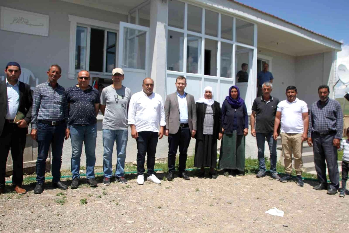 Kaymakam Demirer\'den şehit ailesi ve askerlere ziyaret