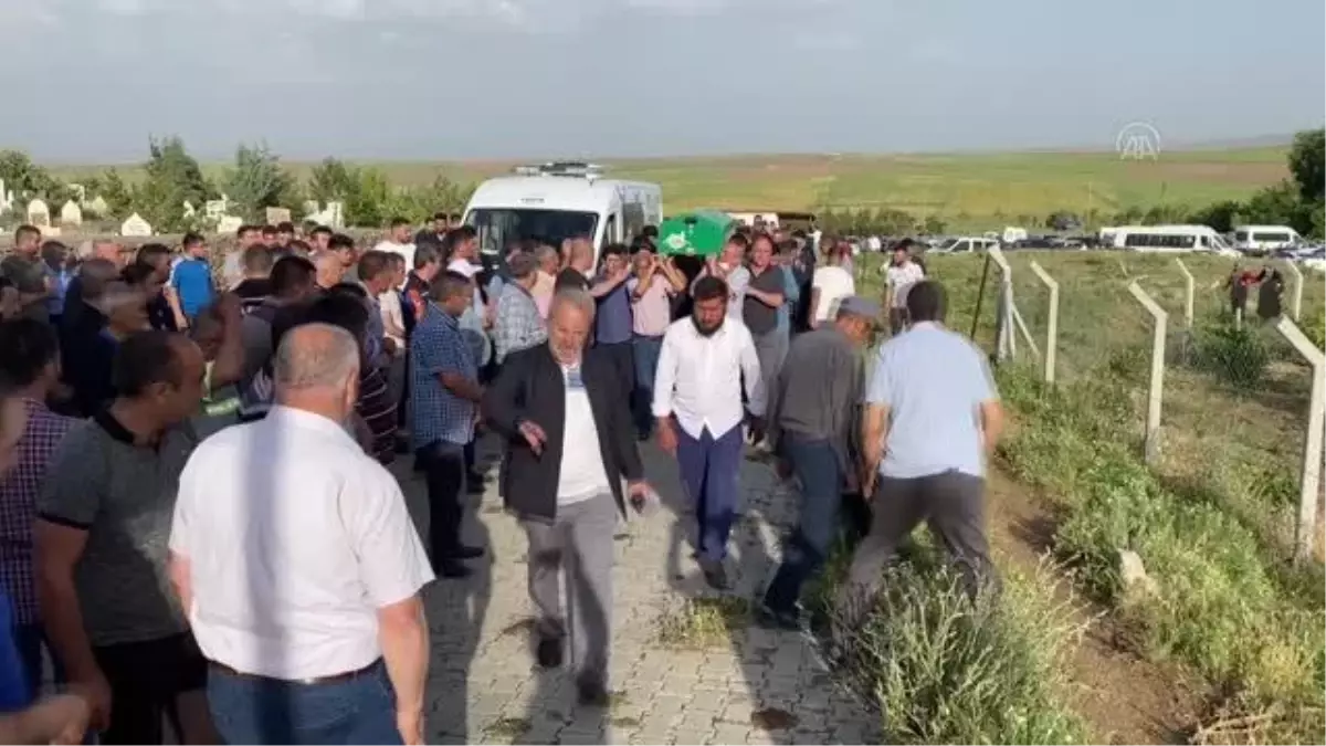 Kızılırmak\'ta bulunan ceset toprağa verildi