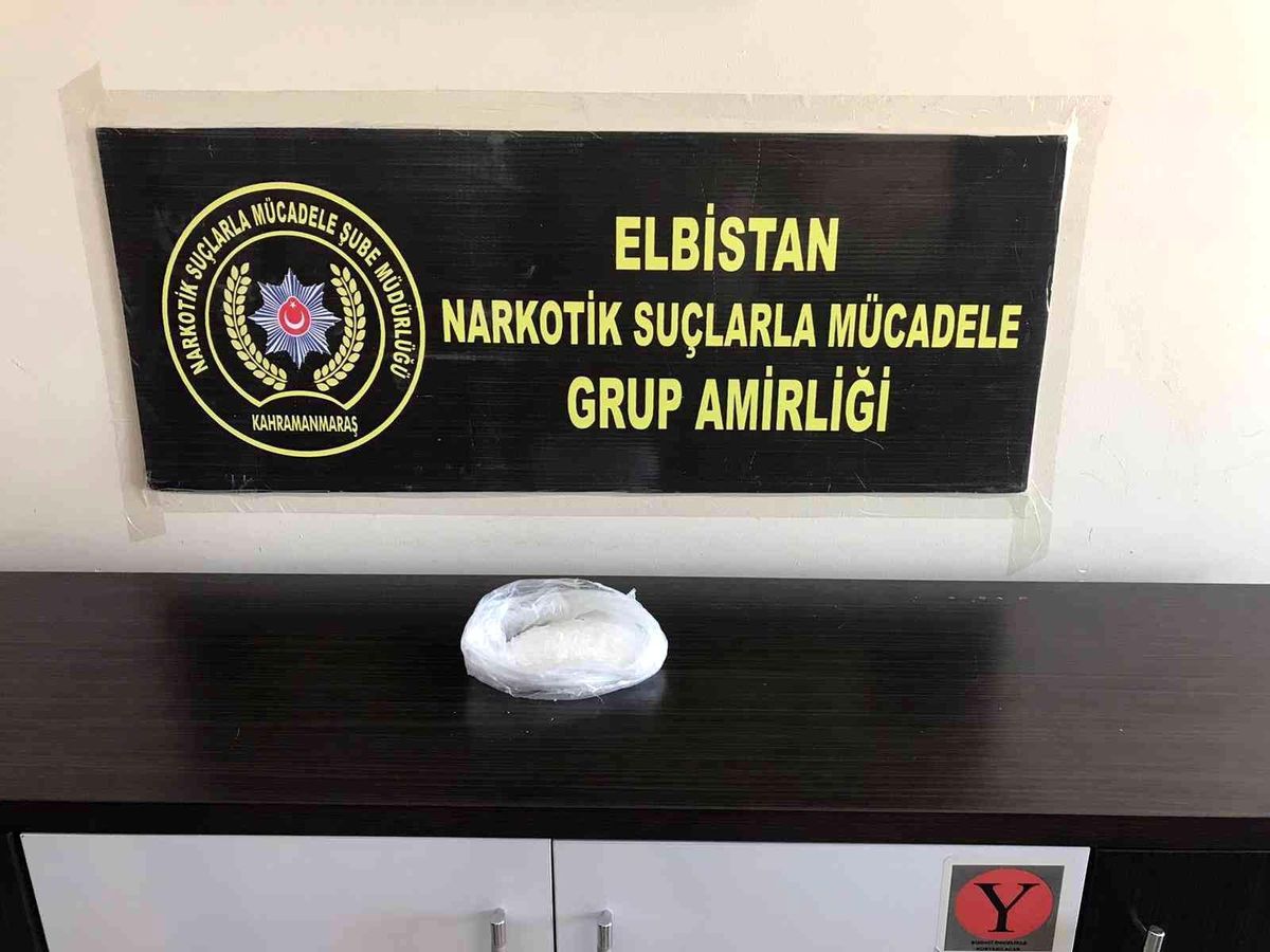 Şüphe üzerine durdurulan araçtan uyuşturucu çıktı