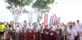 3. İnebolu İstiklal Yolu Şerife Bacı Yarı Maratonu koşusu yapıldı