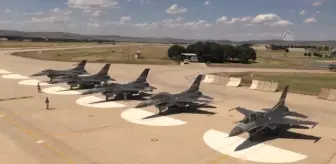 Balıkesir'deki 193. Öncel Filo'da donanımlı savaş pilotları yetişiyor (2)