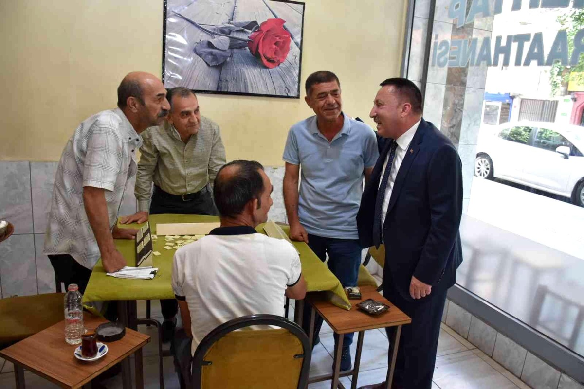 Bağlar Belediye Başkanı Beyoğlu, esnaf ve vatandaşlara ziyaretlerini sürdürüyor