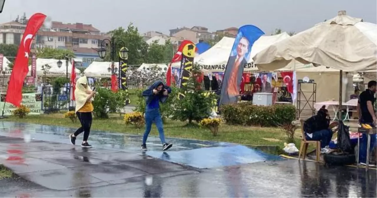 Çorlu'da sağanak; eğitim uçuşları iptal edildi(2)