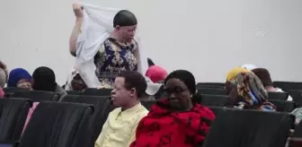 DARÜSSELAM - Afrikalı albinolar 'beyaz' bir gelecek ümidiyle yaşıyor
