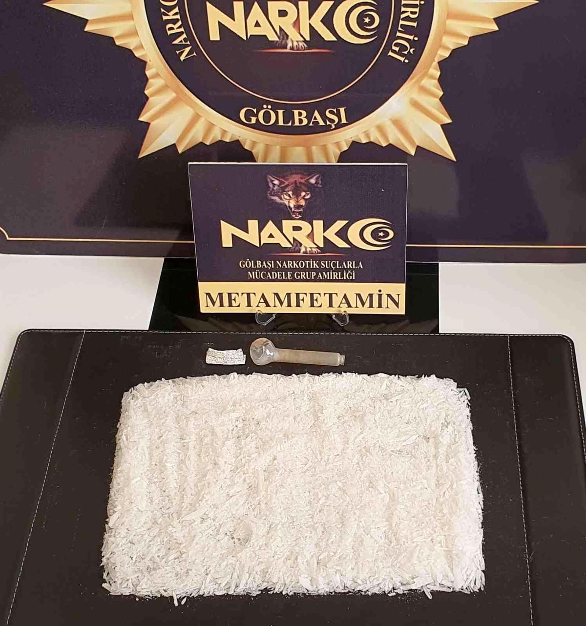 Kaynak makinesine gizlenmiş uyuşturucu ele geçirildi
