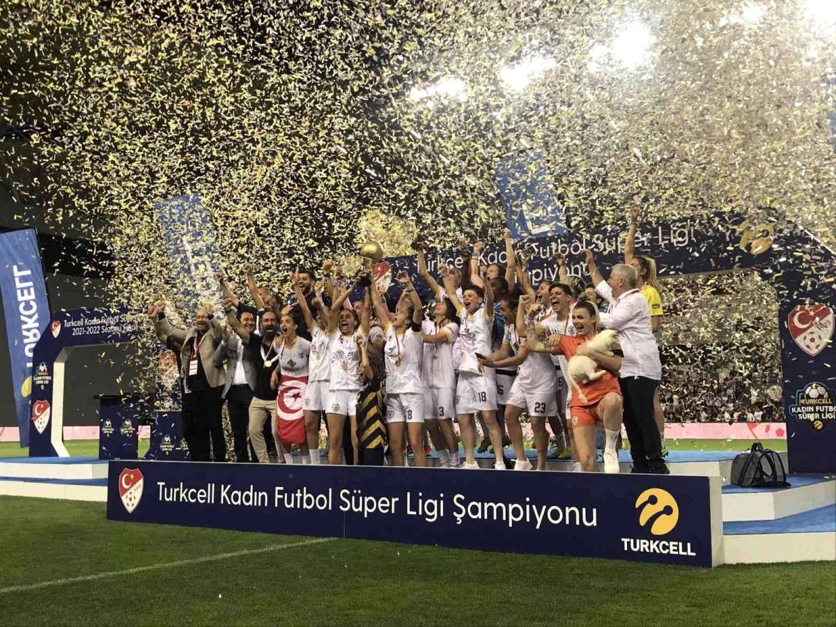 Turkcell Kadın Futbol Süper Ligi\'nde şampiyon ALG Spor