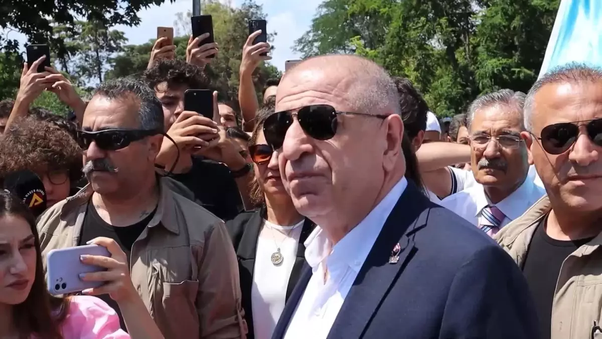 Zafer Partisi Genel Başkanı Özdağ: "Yurtlarda Bir Tarikat Baskısından Bahsediliyor. Bununla İlgili Soruşturma Açıldı Mı"