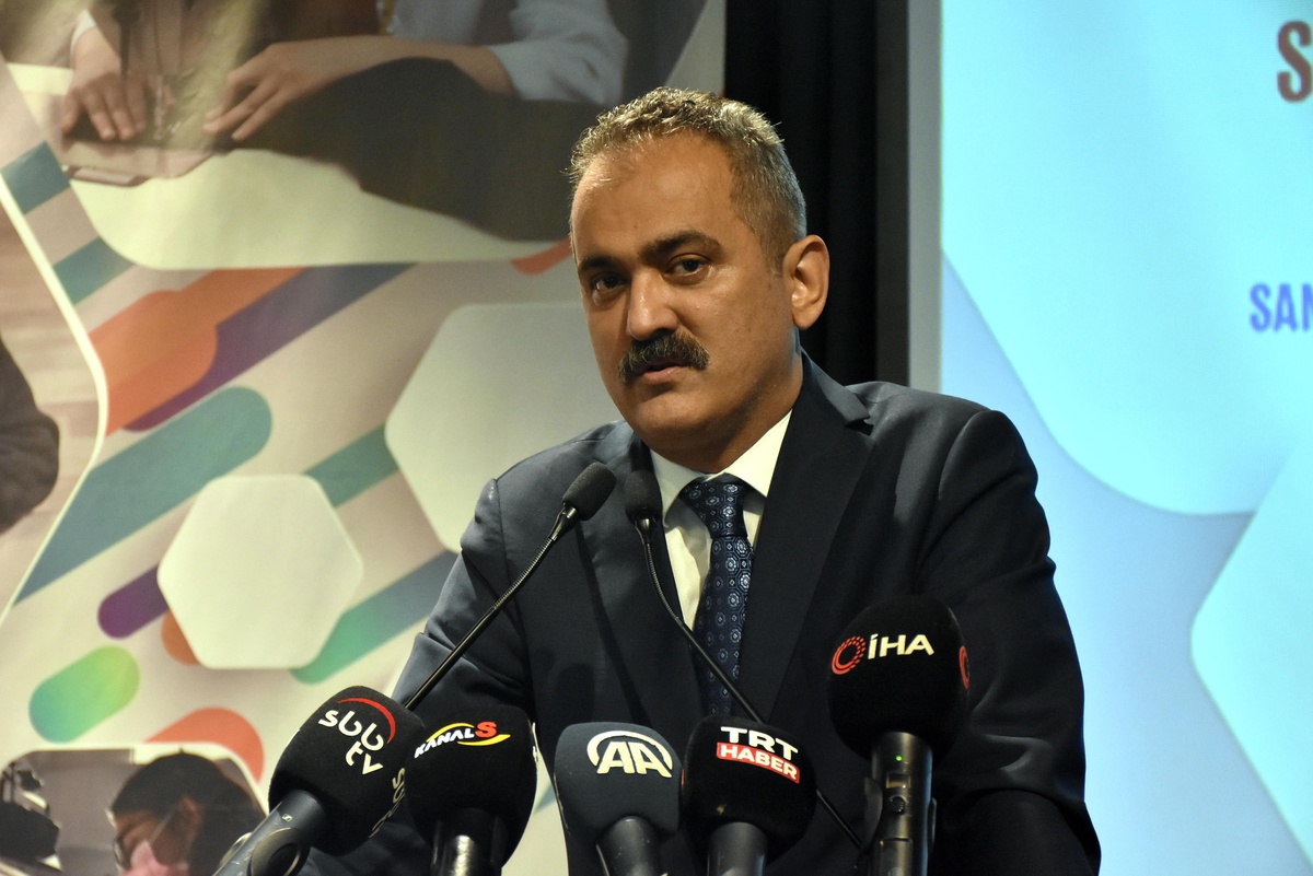 Bakan Özer, "Mesleki Eğitim Merkezleri ve Sektör Buluşması"nda konuştu Açıklaması