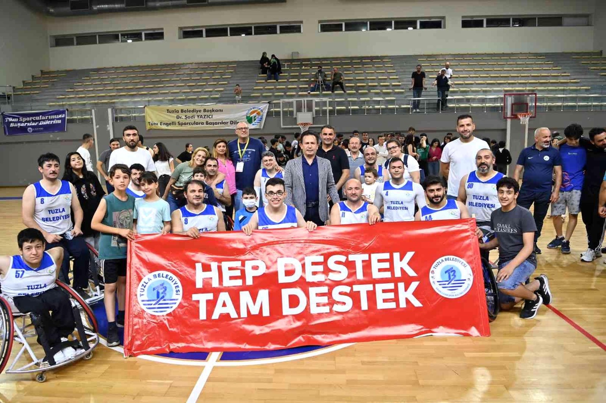 Başkan Yazıcı: "Tuzla halkıyla sporcularımızın yanındayız"