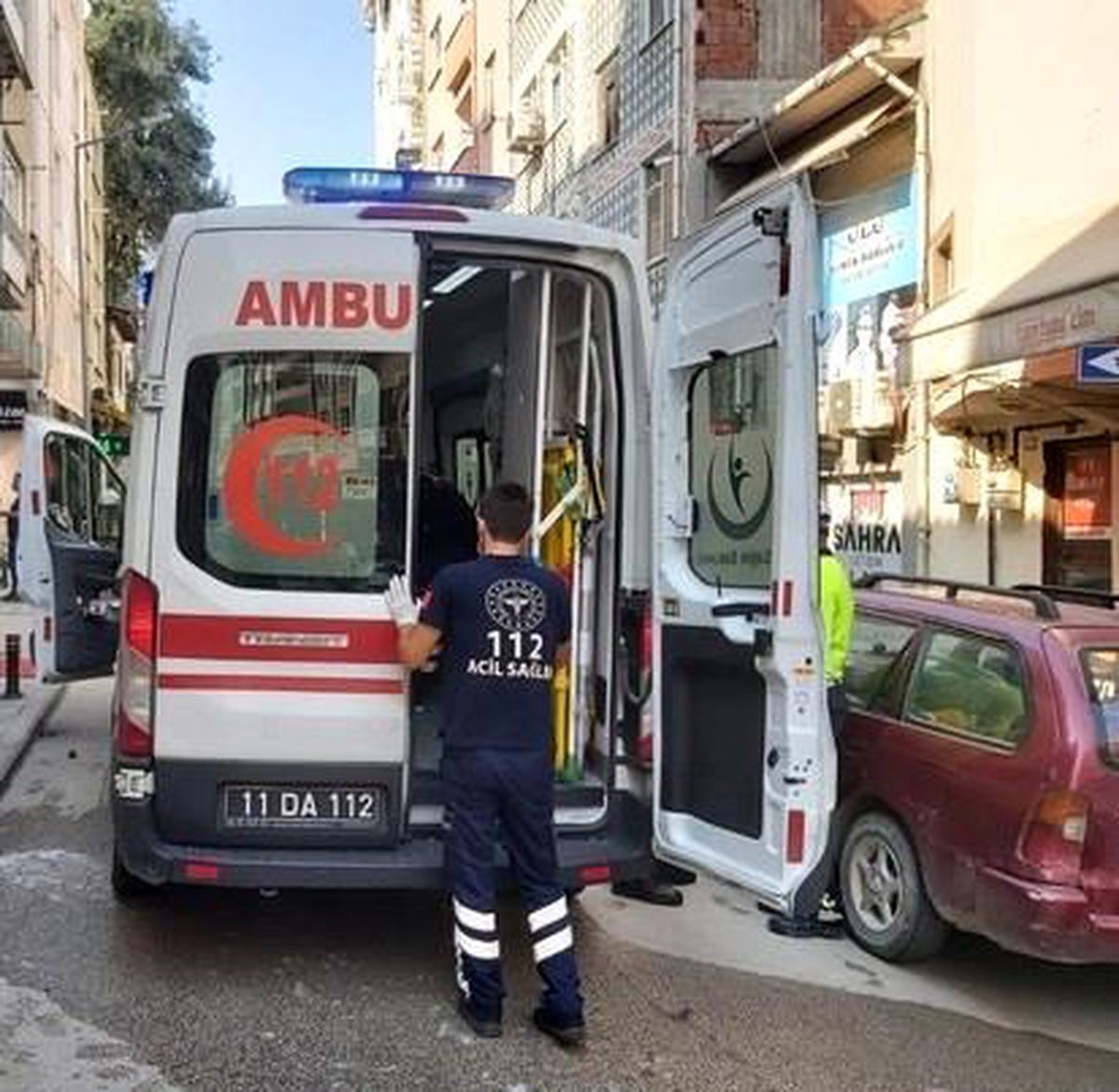 Bilecik'te otomobilin çarptığı yaya yaralandı