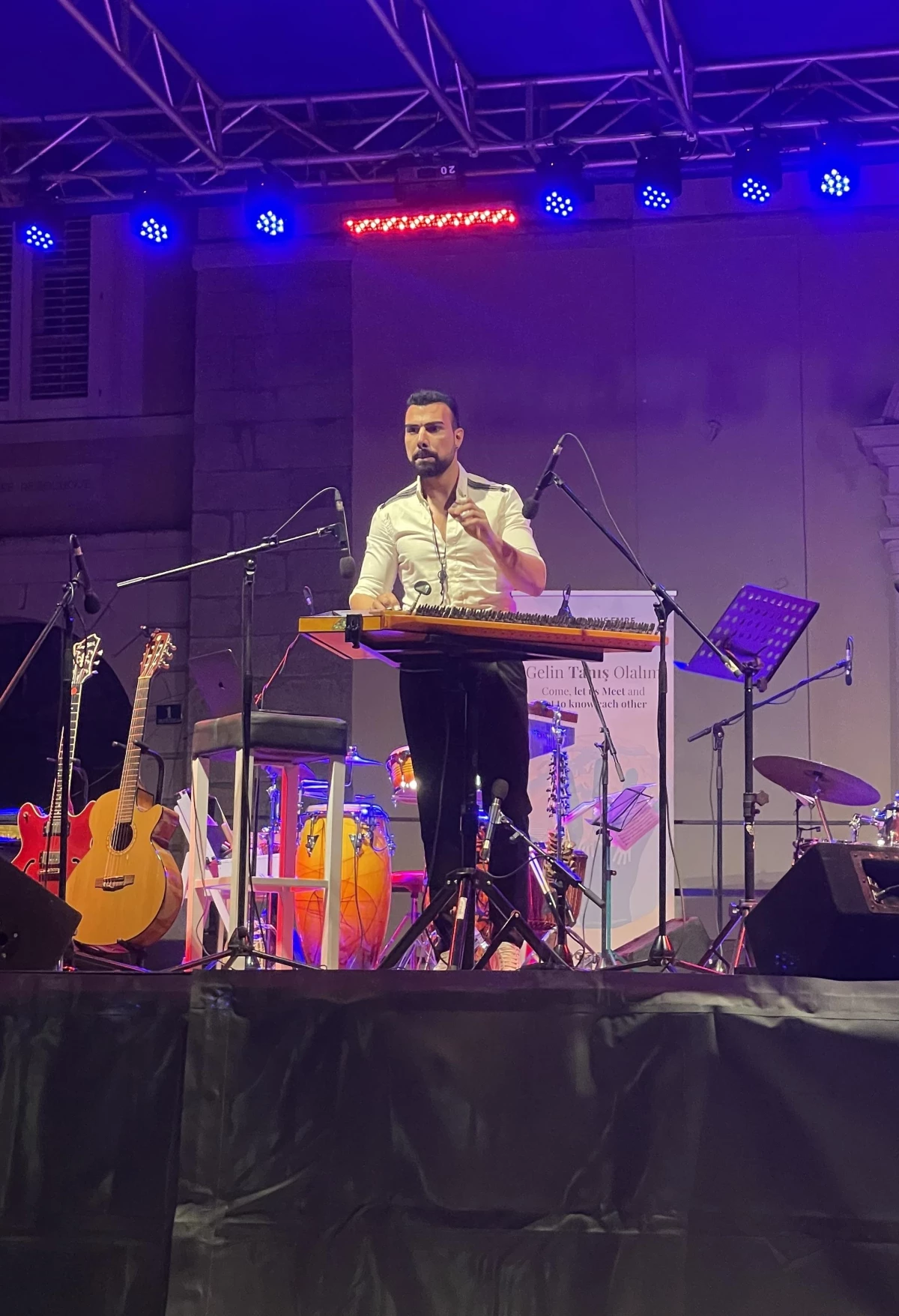 Dünyaca tanınan kanun virtüözü Ahmet Baran Hırvatistan\'da konser verdi