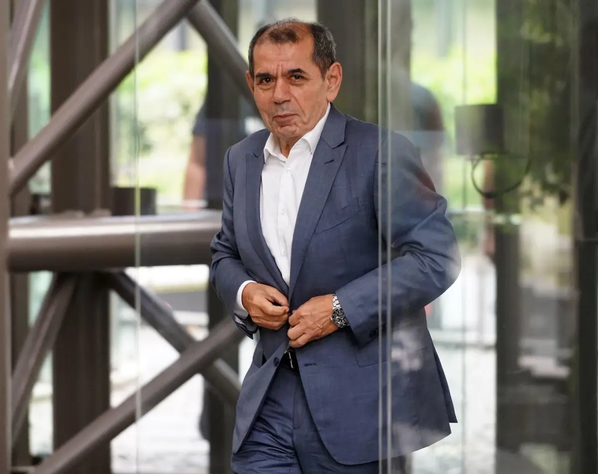 Dursun Özbek: 'Galatasaray olarak Büyükekşi'ye imza verdik'