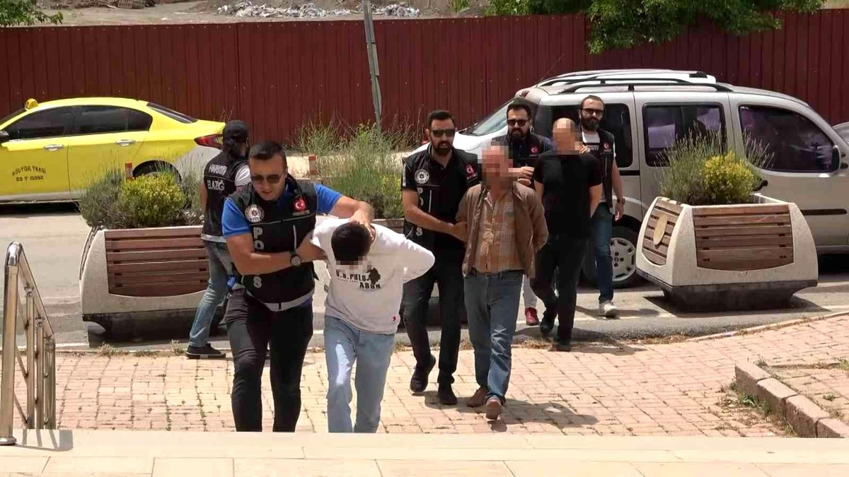 Elazığ\'a uyuşturucu tacirlerine operasyon: 3 gözaltı