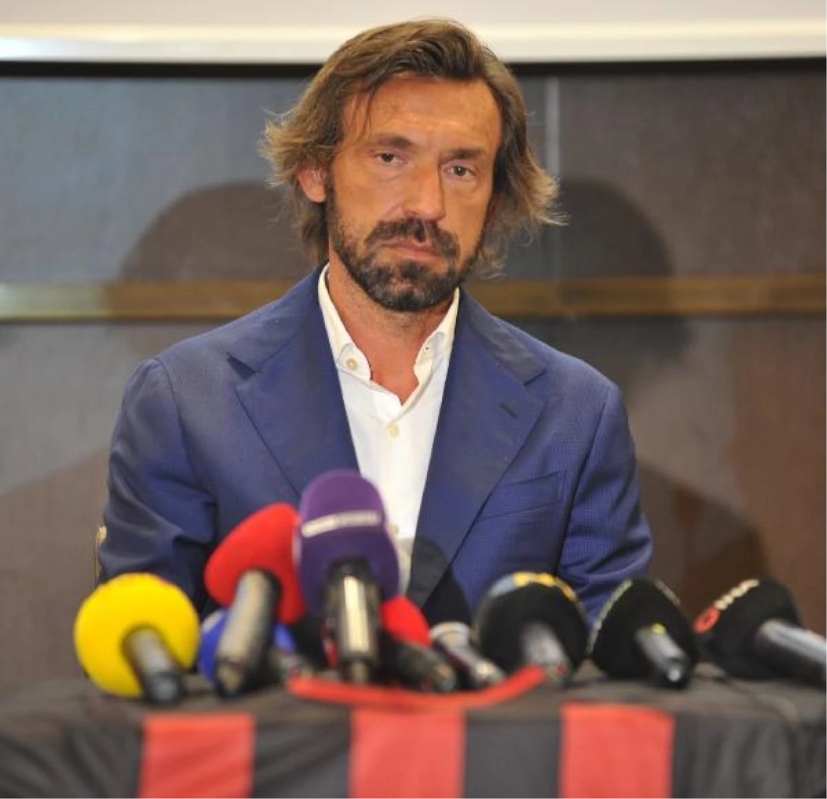 Fatih Karagümrük\'te Andrea Pirlo için basın toplantısı düzenlendi