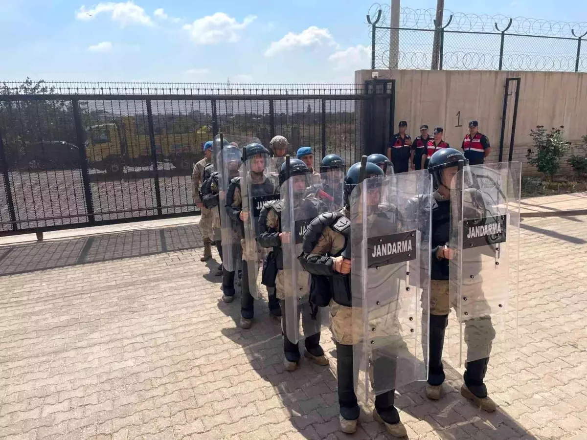 Geri Gönderme Merkezinde firar, isyan yangın tatbikatı yapıldı