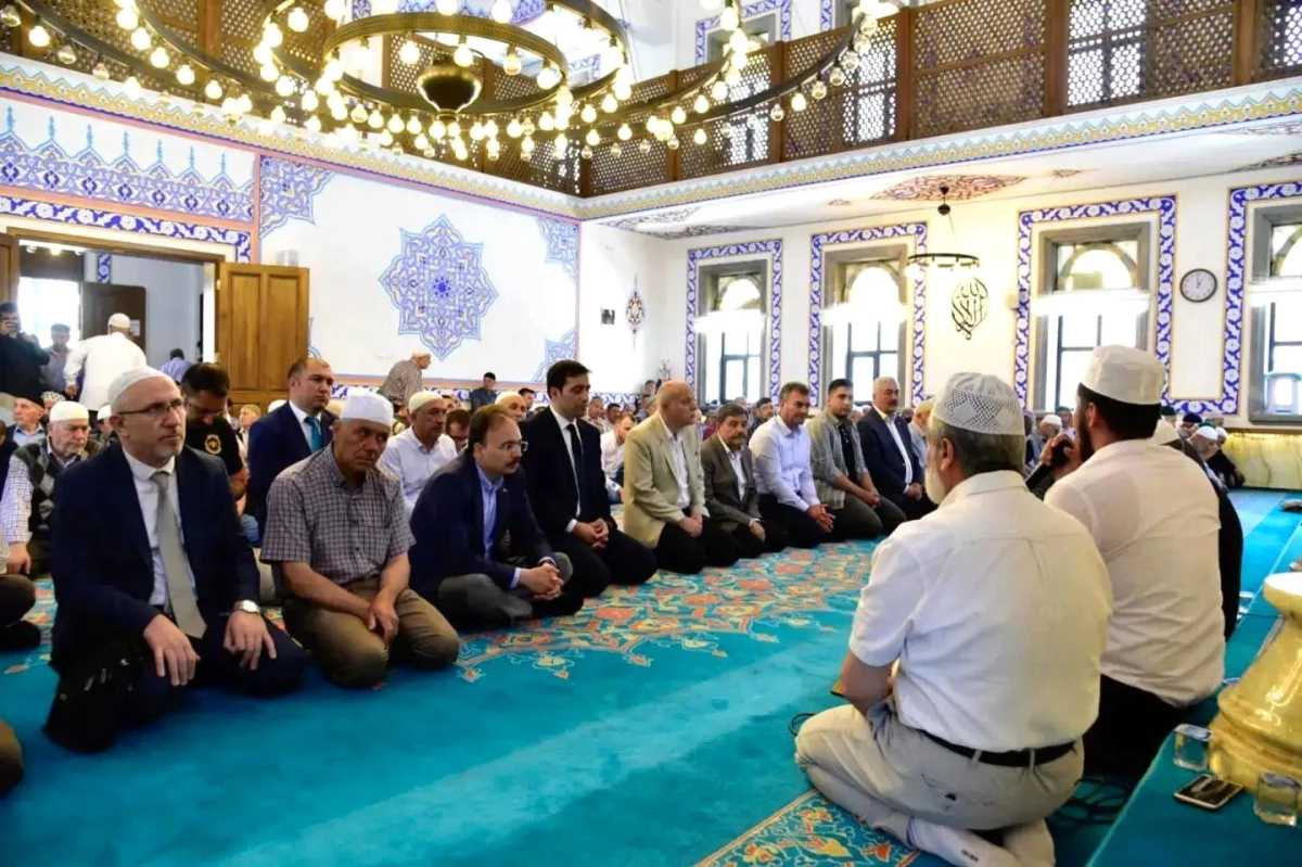 Hıfzı Hüseyin Cami dualarla açıldı