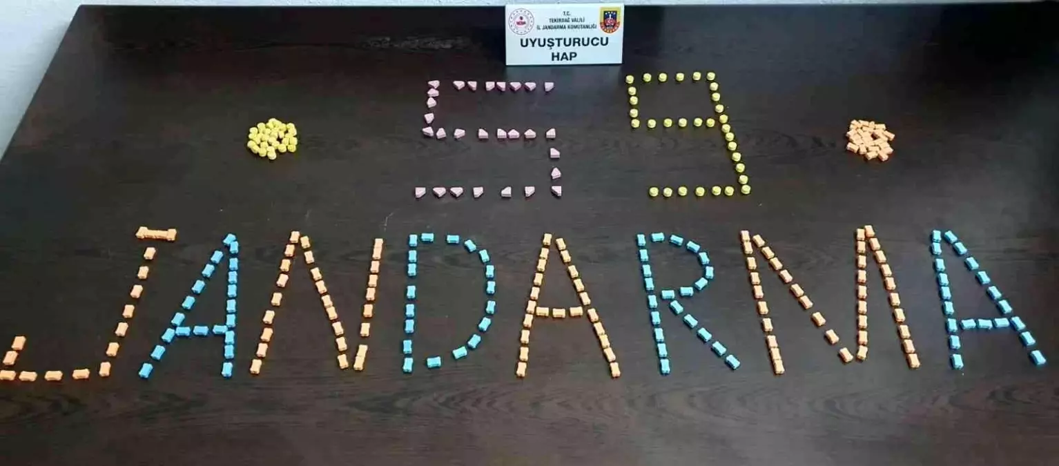 İstanbul\'dan Tekirdağ\'a gelen şahısta uyuşturucu hap ele geçirildi