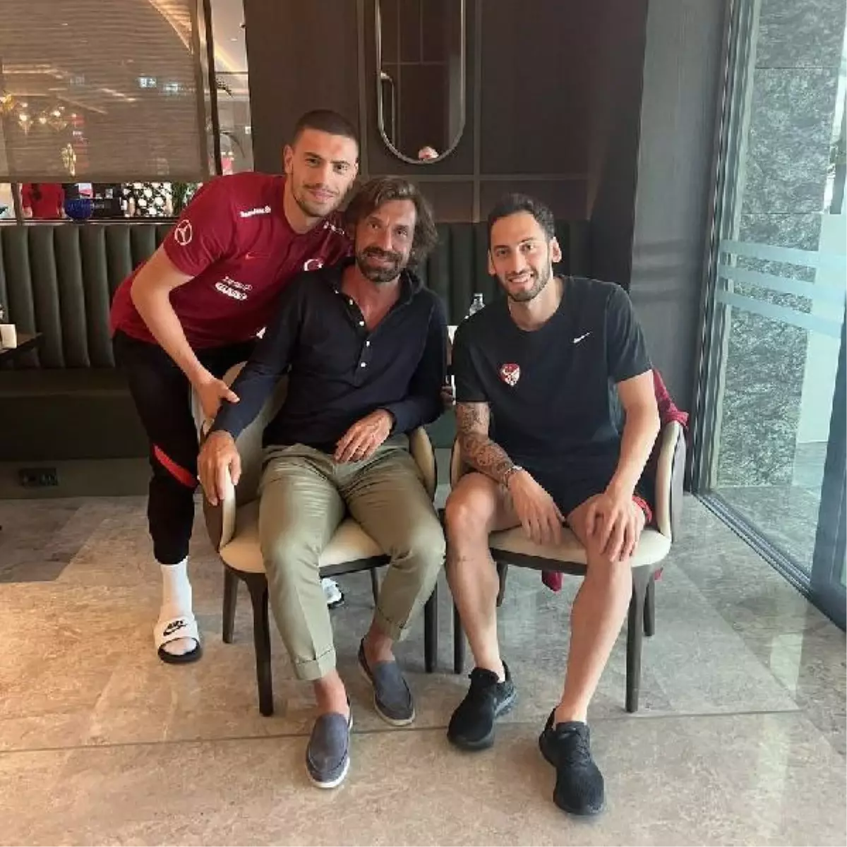 İzmir\'de yıllar sonra milli coşku