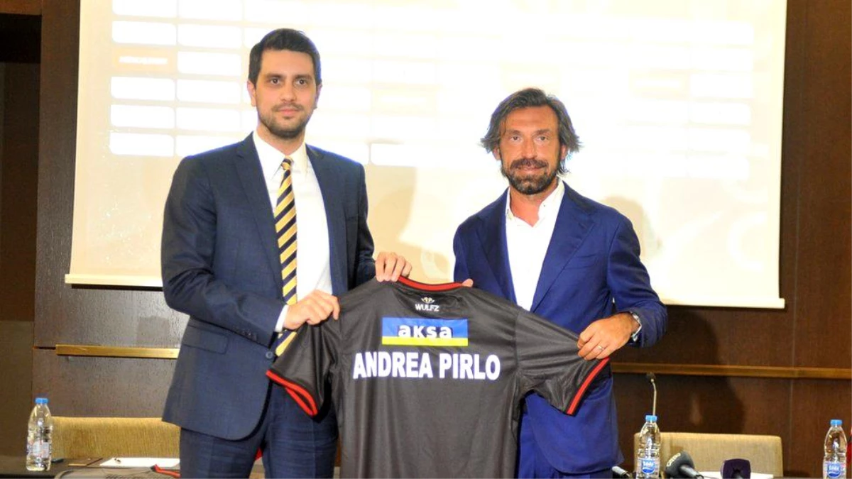 Andrea Pirlo, Karagümrük\'ün yeni teknik direktörü oldu