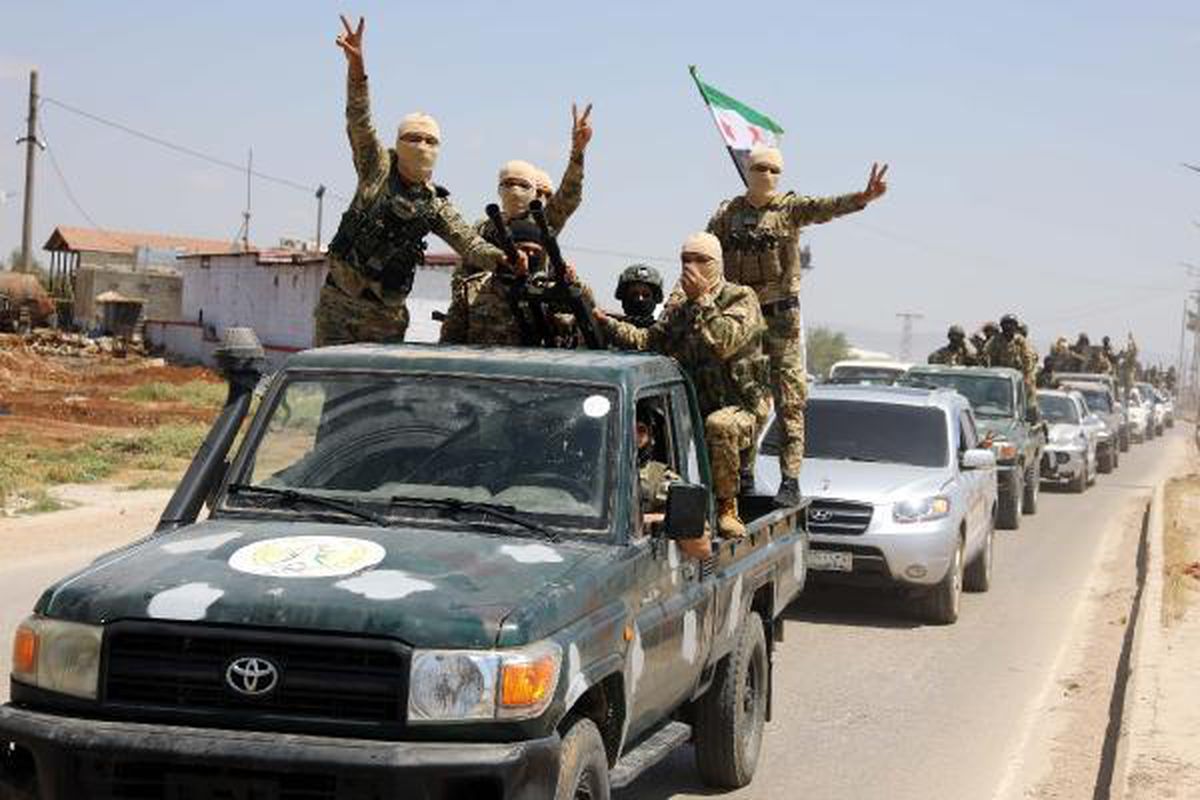 PKK/YPG'den Tel Rıfat ve Münbiç'teki sivillere baskı