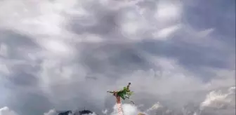 Tanıştıkları dağın zirvesinde evlendiler