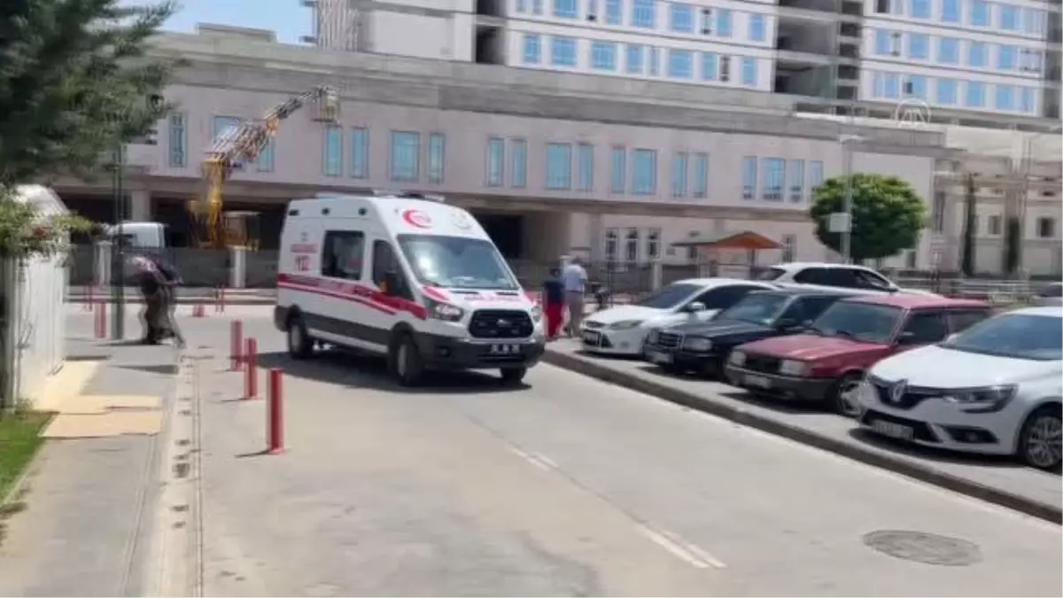 Tarım aracının devrilmesi sonucu bir çocuk öldü, 6 kişi yaralandı