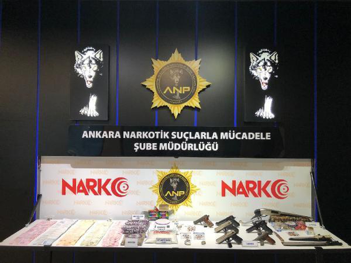 Ankara merkezli 8 ilde uyuşturucu çetesine \'süpürme\' operasyonu: 75 gözaltı kararı (2)